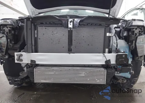 2025 Cadillac Xt4 Awd Premium Luxury z USA, uszkodzony, nr VIN 1GYFZDR45SF141072